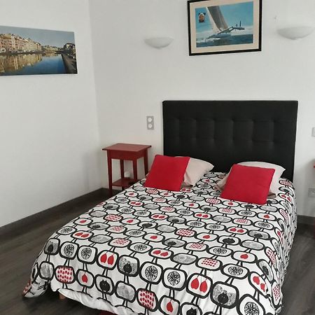 Gite Izaxulo Saint-Jean-Pied-de-Port Habitación foto